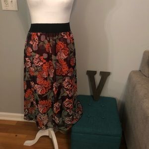 Lola 2XL LuLaRoe skirt